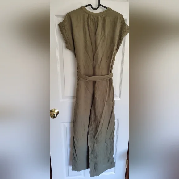 Gap Olive Gauz Jumpsuit Women's Size 6 (Small) - Picture 2 of 8